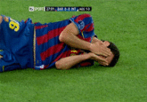 Sergio Busquets' Peekaboo