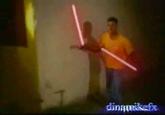Ni Mergas Guy (¿Qué pasó muchacho?)