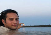 Can You Please Photoshop The Sun Between My Fingers?