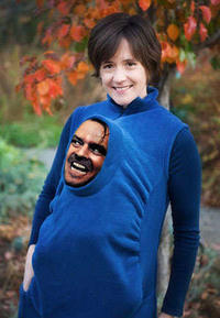 Peekaru (Baby Snuggie)