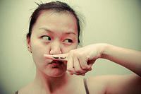 Fingerstache