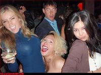 Photobombing