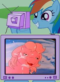 Fluttercry / Characters Watching Tv