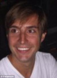 Ridiculously Photogenic Guy / Zeddie Little