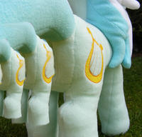 Lyra Plushie