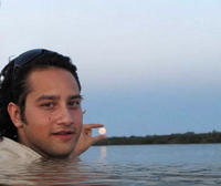 Can You Please Photoshop The Sun Between My Fingers?