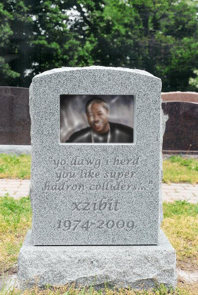 stained-glass-tombstone-704138.jpg