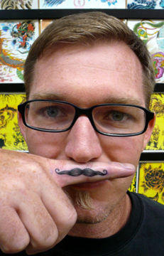 Fingerstache