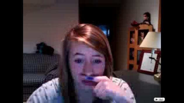 Fingerstache