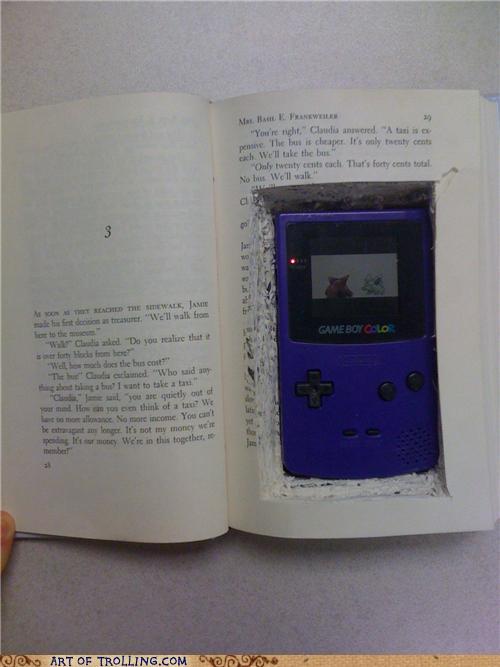 chatroulette-trolling-yes-i-am-reading.jpg